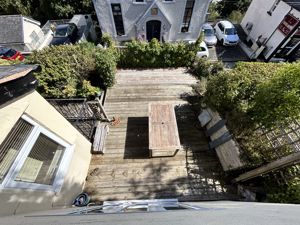 Photo 21- click for photo gallery